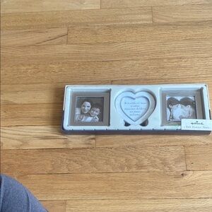 Hallmark Silver Accents Picture Frame NIB!